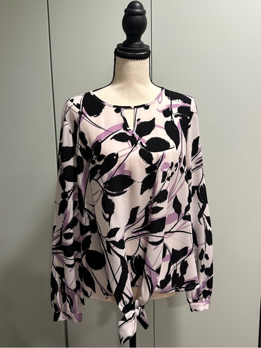 Apt. 9 Pink and Black Floral Tie-Hem Blouse